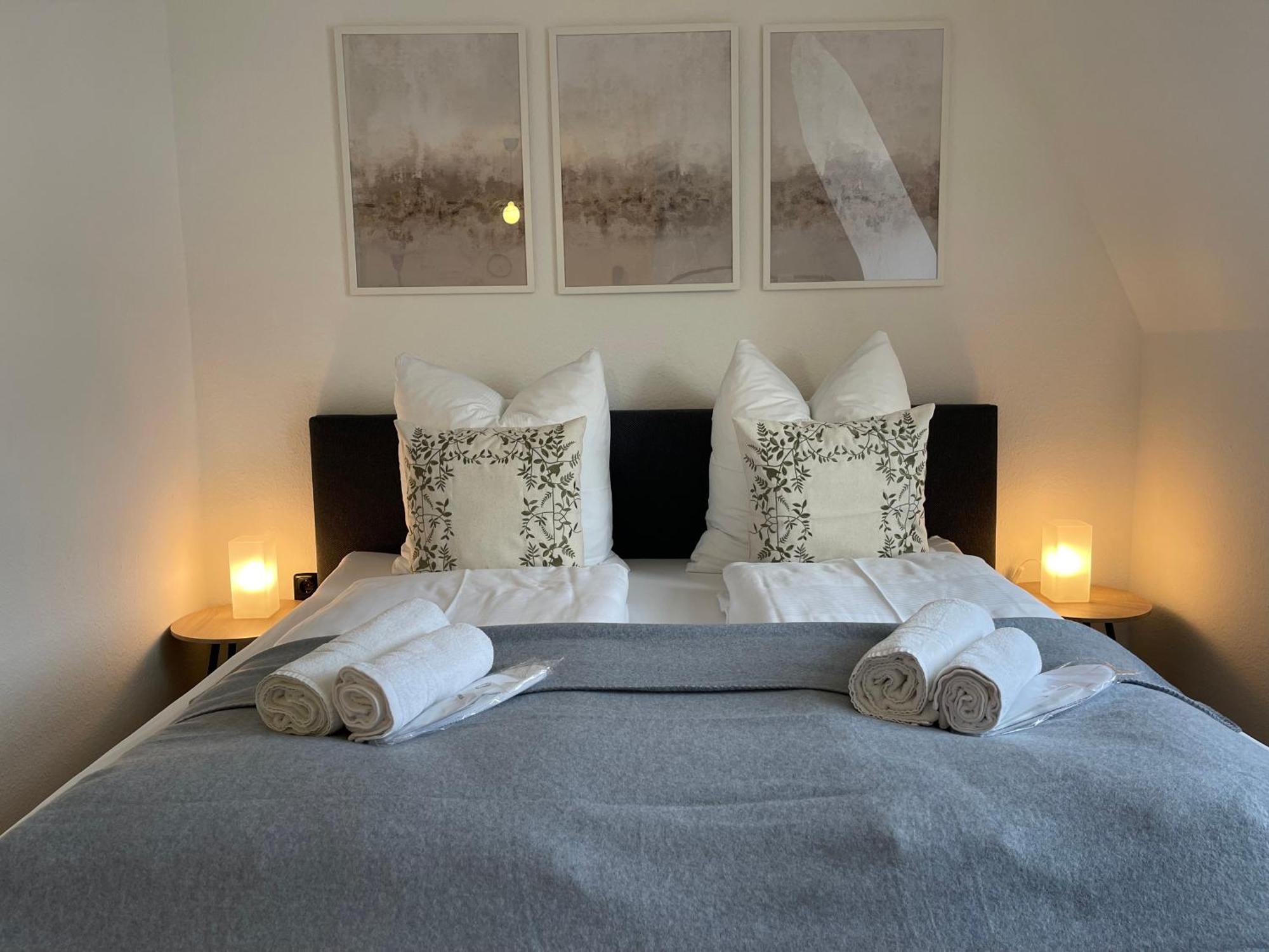 Raha Apartments - Modernes Studio-Apartment - Hbf - Gratis Parkplatz แอร์ฟวร์ท ภายนอก รูปภาพ