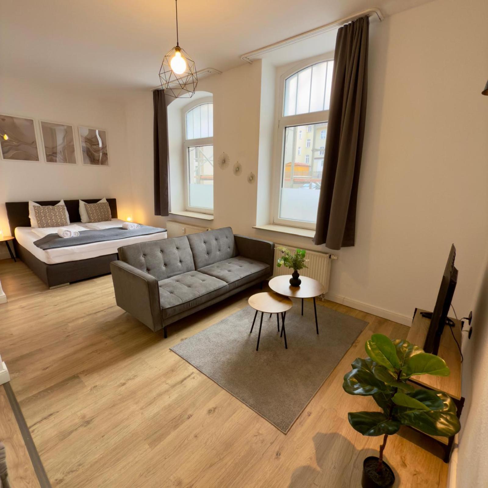 Raha Apartments - Modernes Studio-Apartment - Hbf - Gratis Parkplatz แอร์ฟวร์ท ภายนอก รูปภาพ