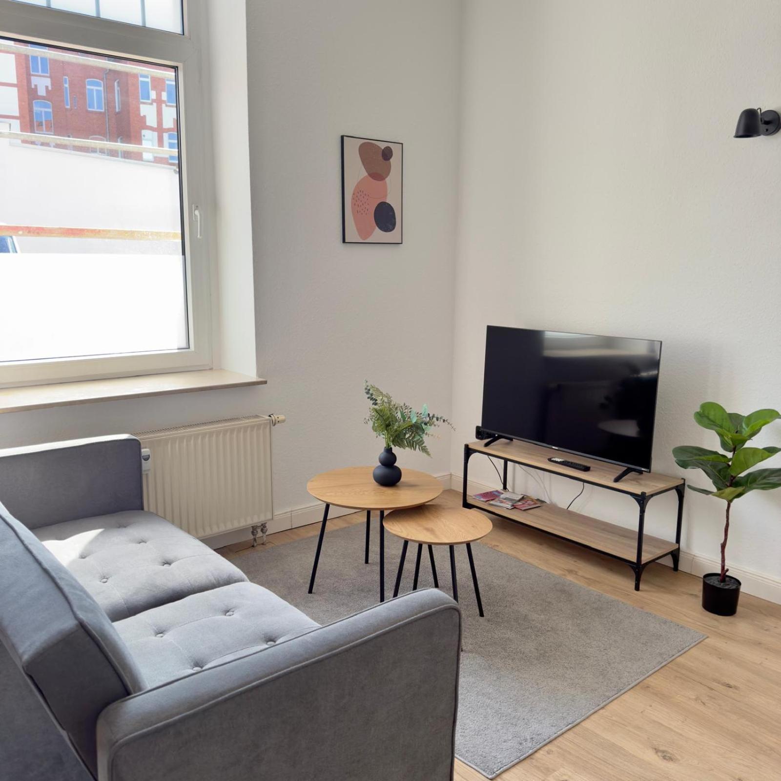 Raha Apartments - Modernes Studio-Apartment - Hbf - Gratis Parkplatz แอร์ฟวร์ท ภายนอก รูปภาพ